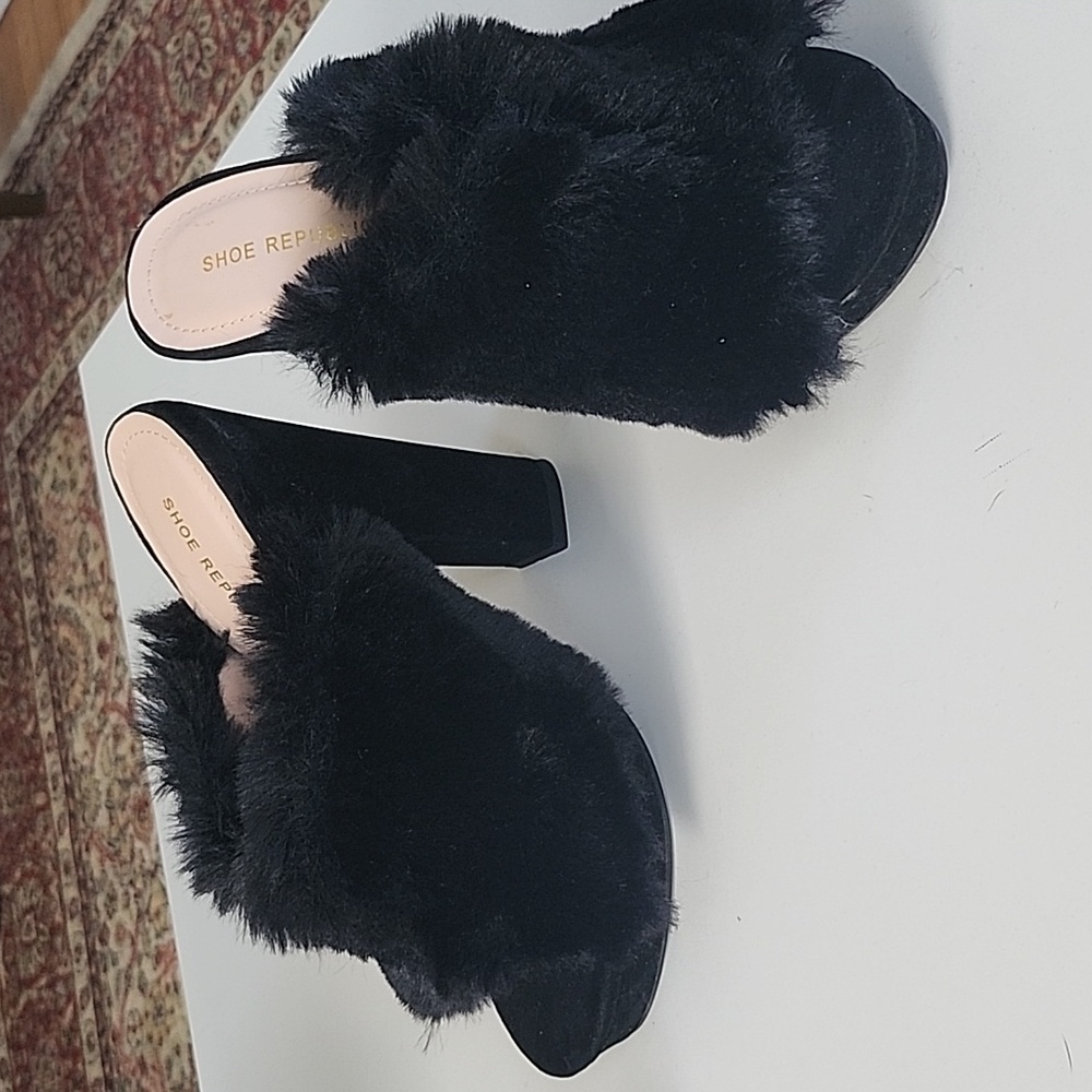 NWOT Shoe Republic LA Black Fuzzy High Heel Mules size 6